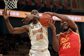 波士顿凯尔特人迎CBA常规赛关键赛，集结日绝杀压哨，压力陡增，训练强度明显提升的简单介绍